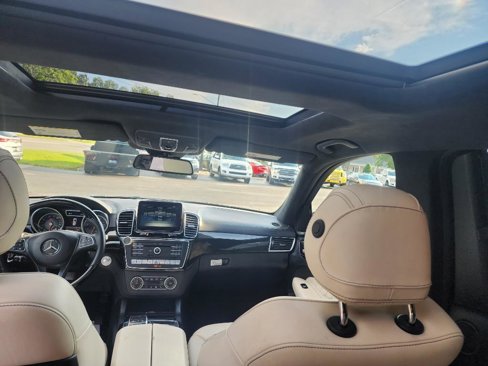 Used 2018 Mercedes-Benz GLE 350 image 11
