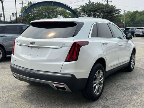 Certified 2022 Cadillac XT5 Premium Luxury image 5