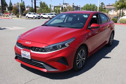 Used 2022 Kia Forte LXS w/ LXS Technology Package image 8
