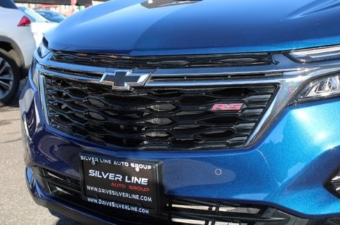 Used 2022 Chevrolet Equinox RS w/ Infotainment Package image 13