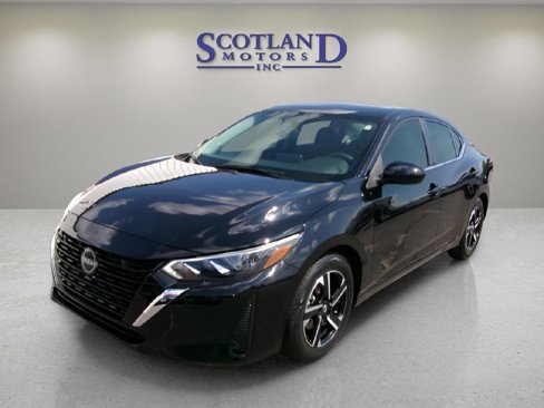 Used 2024 Nissan Sentra SV image 2