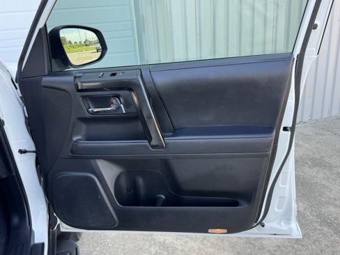 Used 2022 Toyota 4Runner TRD Off-Road image 44