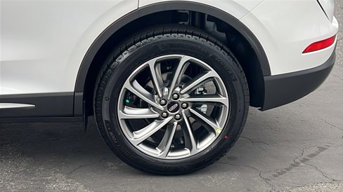 New 2025 Lincoln Corsair FWD image 5