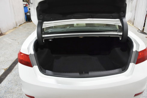 Used 2013 Acura ILX w/ Premium Package image 24