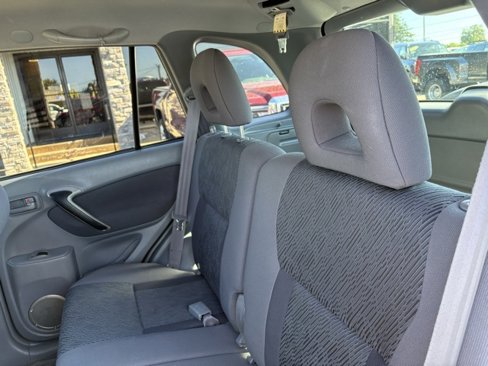 Used 2003 Toyota RAV4 2WD image 4