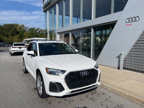 Used 2023 Audi Q5 2.0T Premium Plus image 3