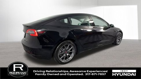 Used 2021 Tesla Model 3 Standard Range Plus image 8