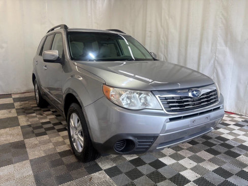 Used 2010 Subaru Forester 2.5X Premium image 3