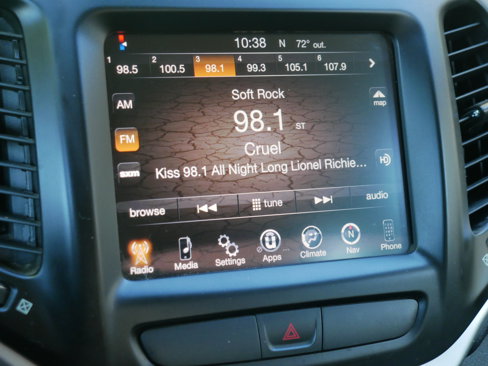Used 2016 Jeep Cherokee Trailhawk w/ Trailer Tow Group image 11