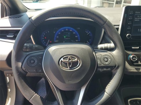 Used 2021 Toyota Corolla XSE image 18