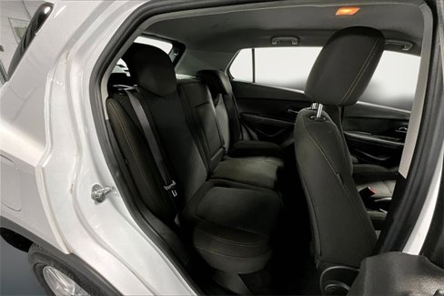 Used 2018 Chevrolet Trax LS image 22