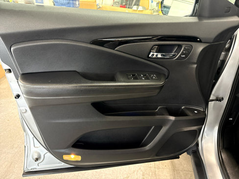 Used 2017 Honda Ridgeline RTL-E image 25