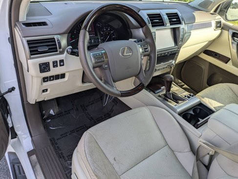 Used 2018 Lexus GX 460 image 9