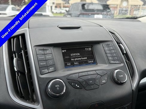 Used 2018 Ford Edge SE image 3