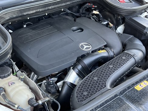 Used 2021 Mercedes-Benz GLE 350 w/ AMG Line Exterior image 37