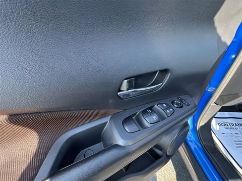 Used 2024 Nissan Kicks SR image 13