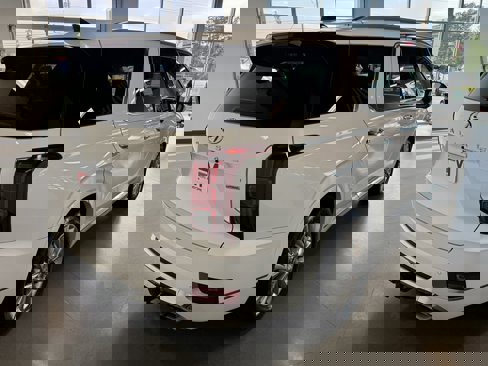 Used 2020 Hyundai Palisade Limited image 7