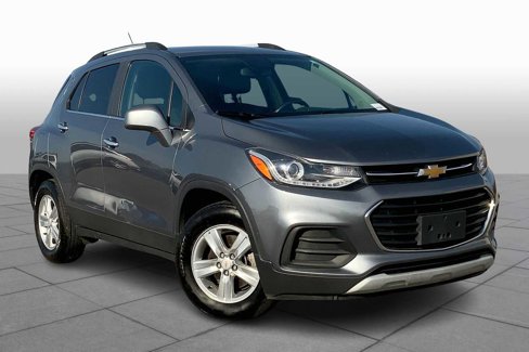 Used 2019 Chevrolet Trax LT w/ LT Convenience Package image 2
