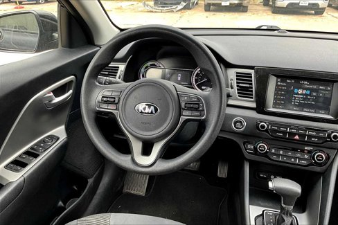 Used 2019 Kia Niro LX image 4