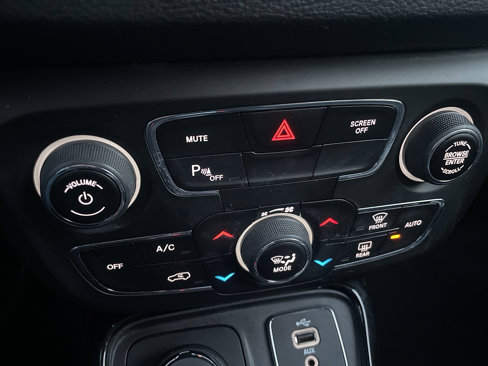 Used 2017 Jeep Compass Limited w/ Navigation Group image 55