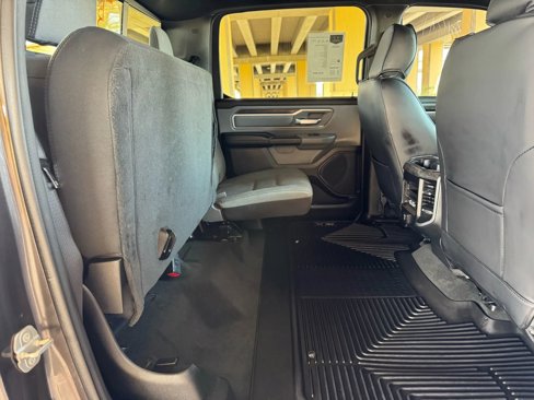 Used 2021 RAM 1500 Big Horn image 25