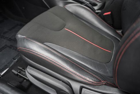 Used 2020 Hyundai Veloster 2.0 Premium image 33