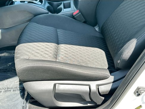 Certified 2020 Nissan Rogue S image 18