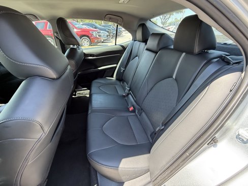 Used 2023 Toyota Camry XSE image 29