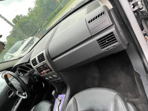 Used 2010 Dodge Avenger R/T image 23