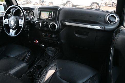 Used 2016 Jeep Wrangler Unlimited Rubicon image 19