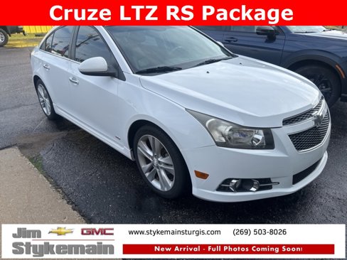 Used 2014 Chevrolet Cruze LTZ w/ Enhanced Safety Package image 3