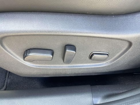 Used 2022 Nissan Rogue Sport SV w/ Technology Package image 14