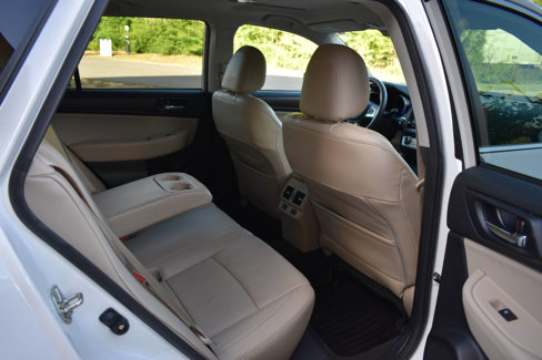 Used 2016 Subaru Outback 2.5i Limited image 15