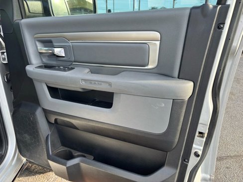 Used 2014 RAM 1500 Outdoorsman image 9