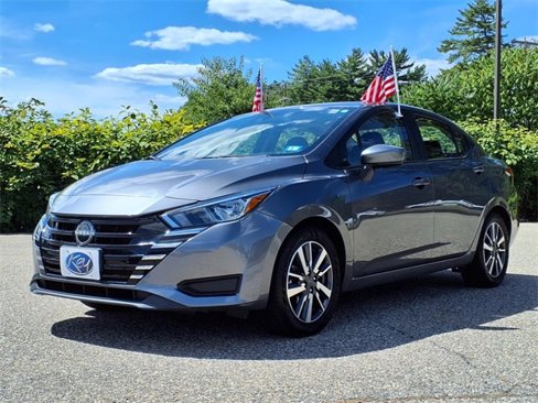 Used 2023 Nissan Versa SV image 25