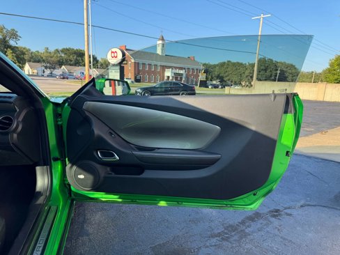 Used 2011 Chevrolet Camaro SS w/ RS Package image 22