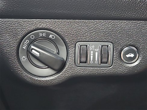 Used 2023 Dodge Challenger GT image 20