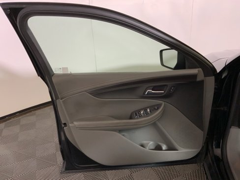 Used 2014 Chevrolet Impala LS w/ LS Convenience Package image 12