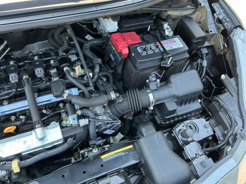 Used 2023 Nissan Versa SV image 19