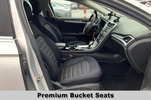 Used 2016 Ford Fusion SE image 7