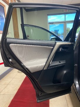 Used 2014 Toyota RAV4 XLE image 8