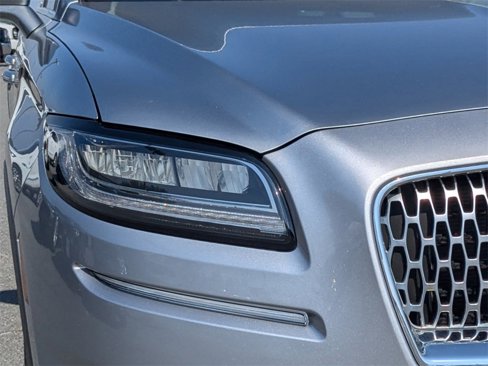 Used 2023 Lincoln Nautilus Reserve image 10