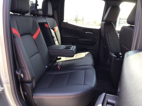 New 2025 Chevrolet Colorado Z71 w/ Z71 Convenience Package 2 image 28