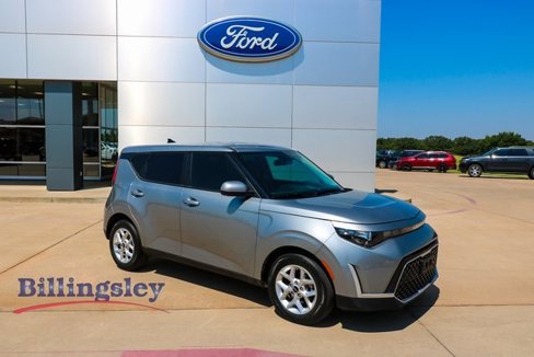 Used 2024 Kia Soul LX w/ Option Group 015 image 1