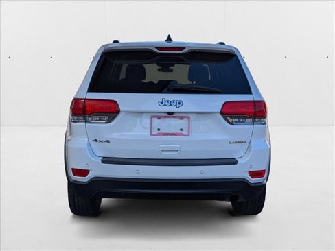 Used 2018 Jeep Grand Cherokee Laredo image 6
