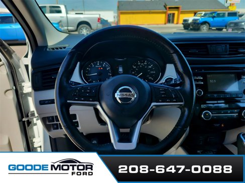 Used 2018 Nissan Rogue Sport SV w/ SV All-Weather Package image 13