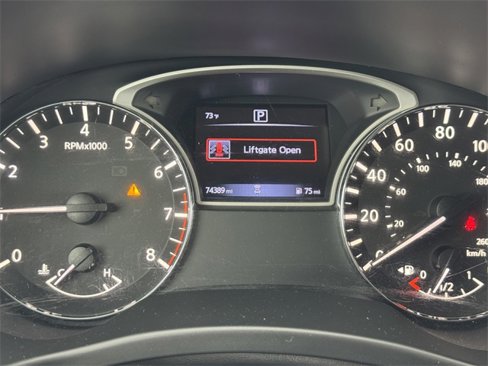 Used 2018 Nissan Pathfinder S image 22