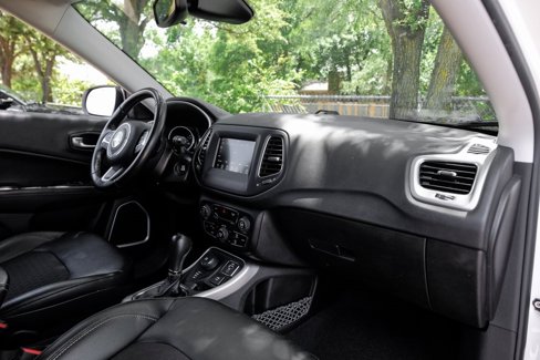 Used 2020 Jeep Compass Latitude w/ Cold Weather Group image 23