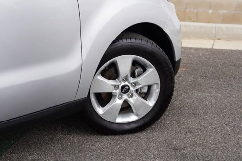 Used 2017 Kia Soul image 8