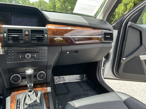 Used 2012 Mercedes-Benz GLK 350 2WD image 30